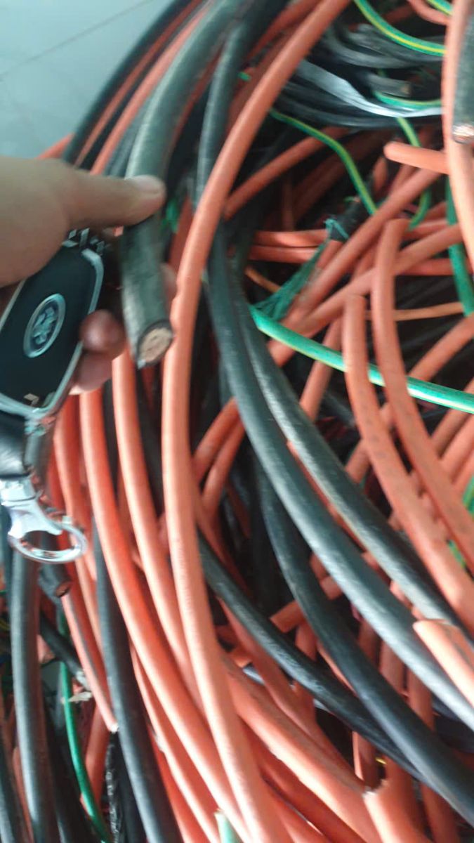 Thu mua dây cáp điện giá cao
