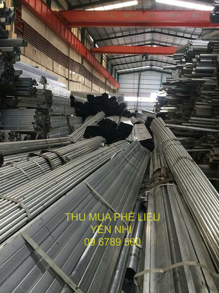 phế liệu tại xưởng